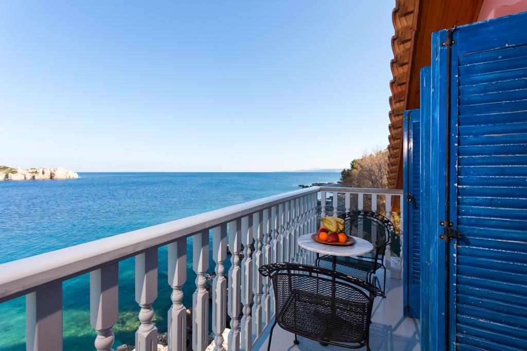 Blue Sea Cottage 아기오스니콜라우스 외부 사진