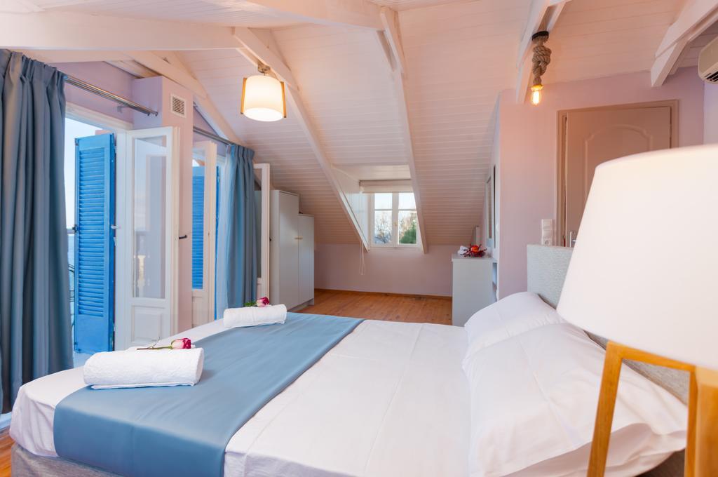 Blue Sea Cottage 아기오스니콜라우스 외부 사진